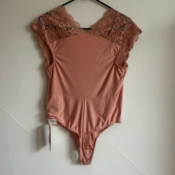 *NWT* Anthropologie HAH Liselle Bodysuit - Picture 2 of 3